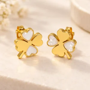 Gold-plated four-leaf clover stud earrings with white mother-of-pearl heart inlays