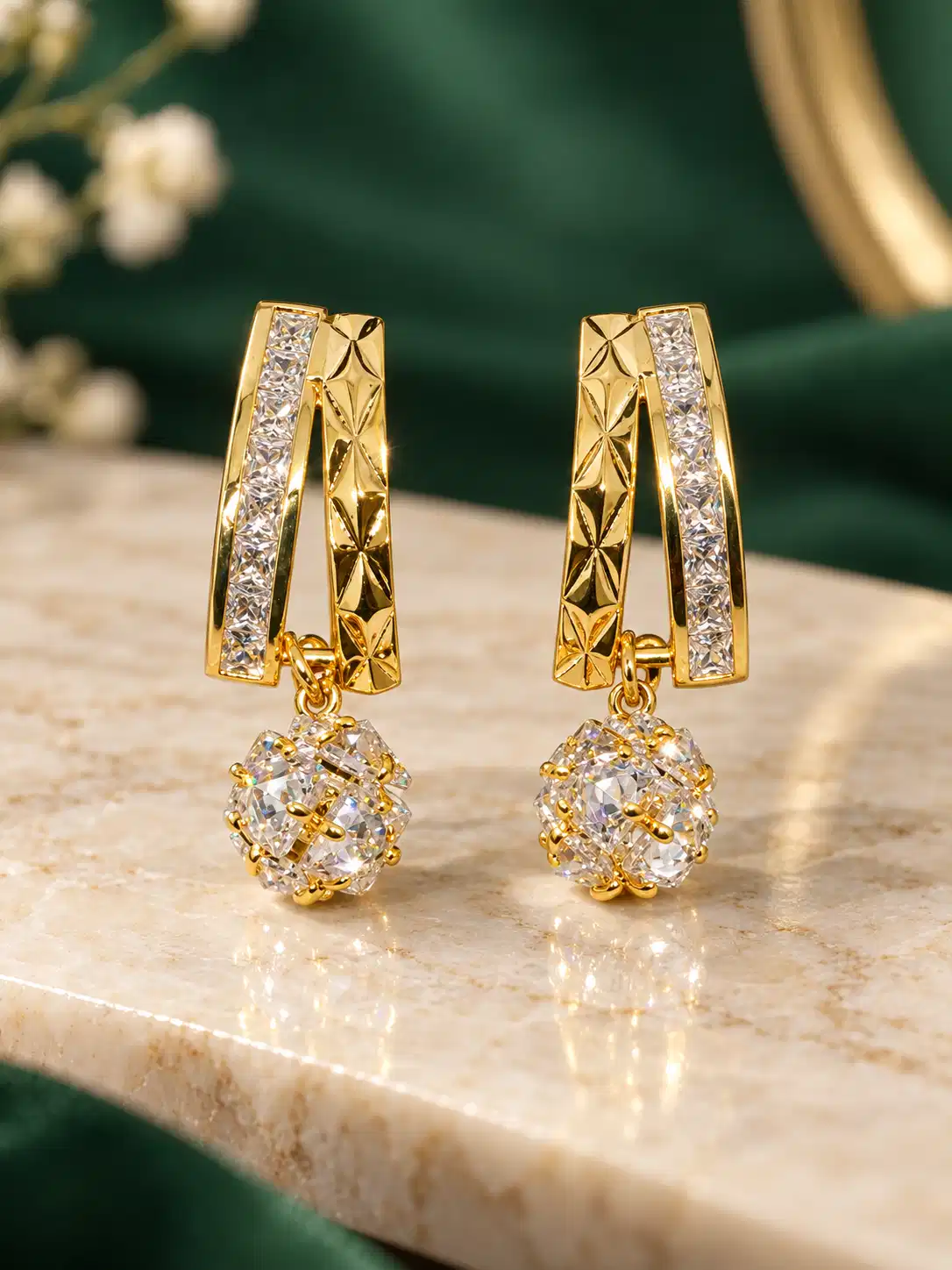 anti-tarnish-crystal-drop-earrings