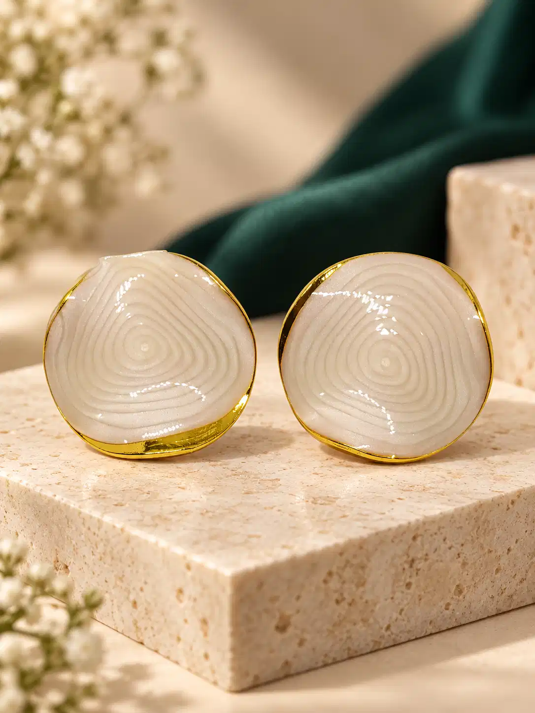 ivory-ripple-marble-stud-earrings