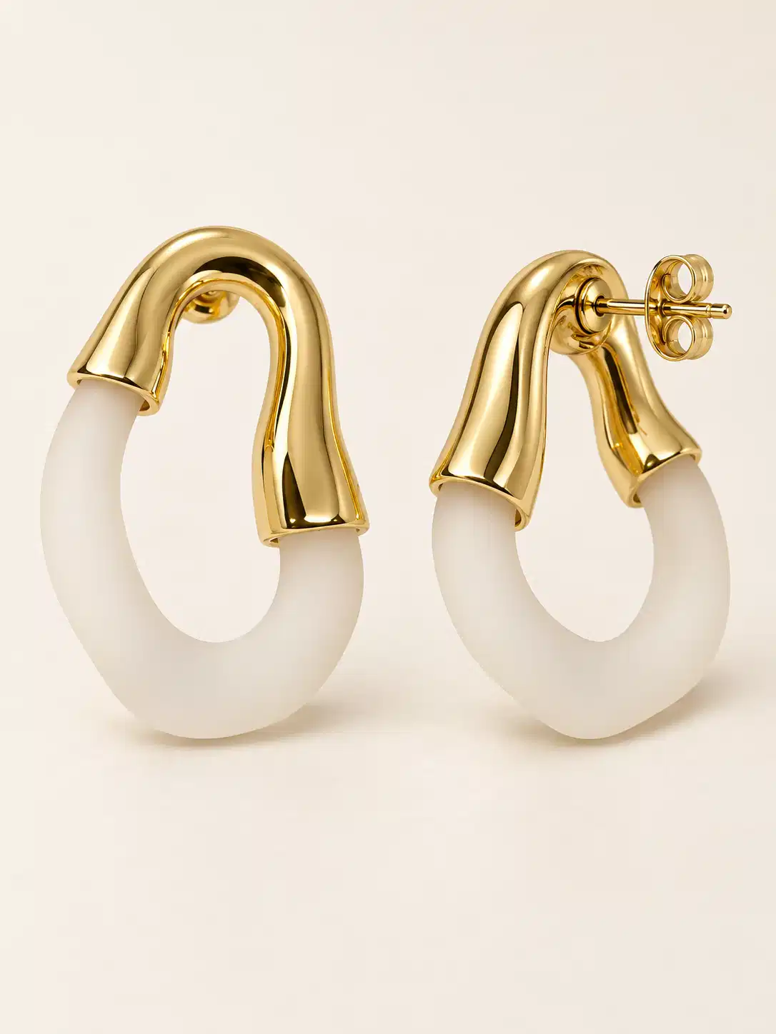 elara-ivory-sculpted-hoop-earrings
