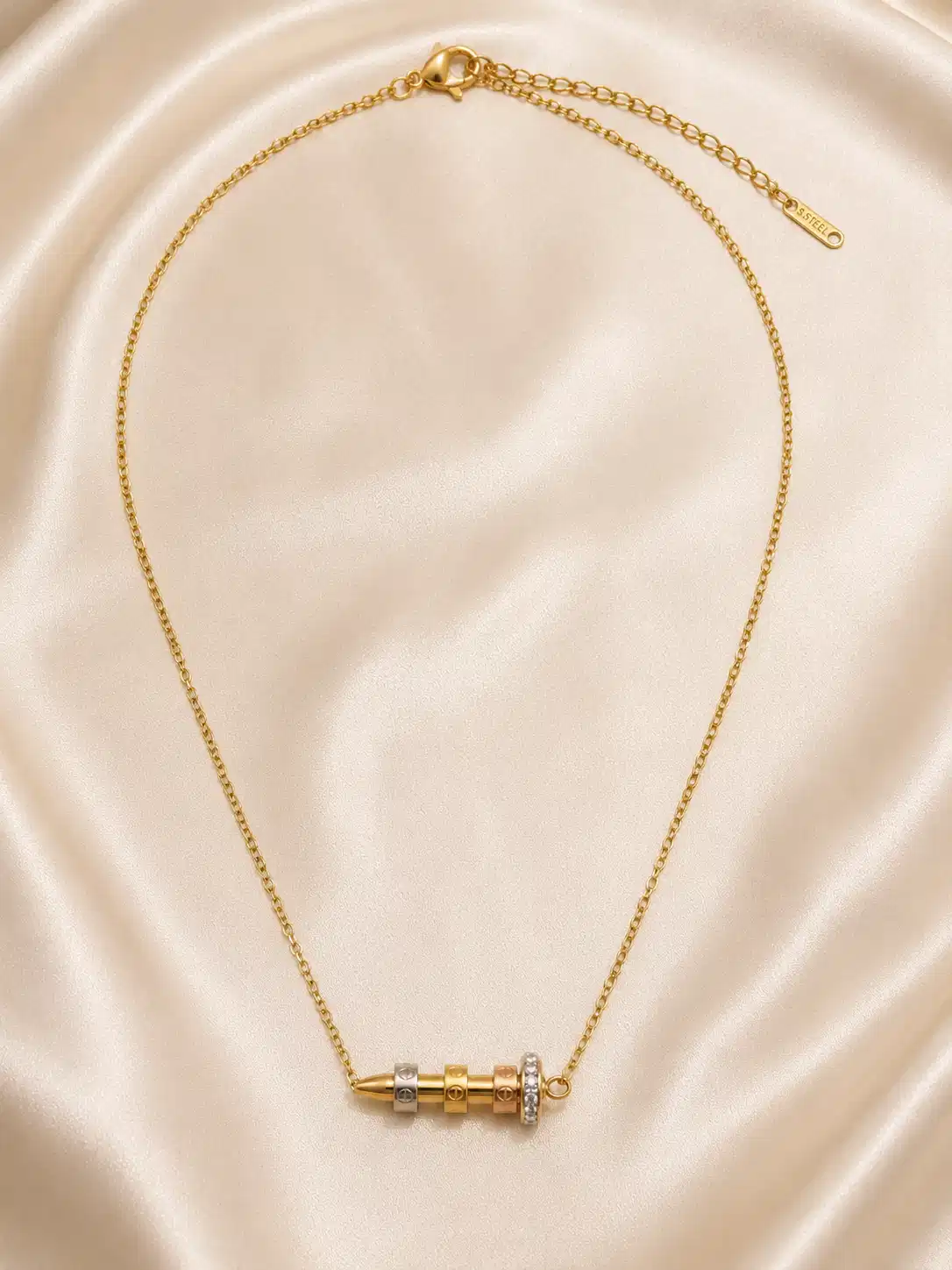 veyra-tri-tone-nail-pendant-necklace